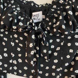 Princess Polly top flowers